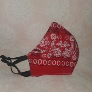 Face mask bandana red